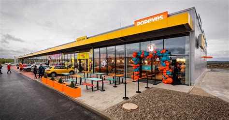 popeyes kladno|Popeyes otevírá v Česku druhou pobočku, i s drive thru